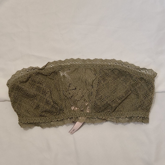 BUY 1 GET 1 FREE VICTORIA SECRET STRAPLESS BRA - Picture 2 of 11